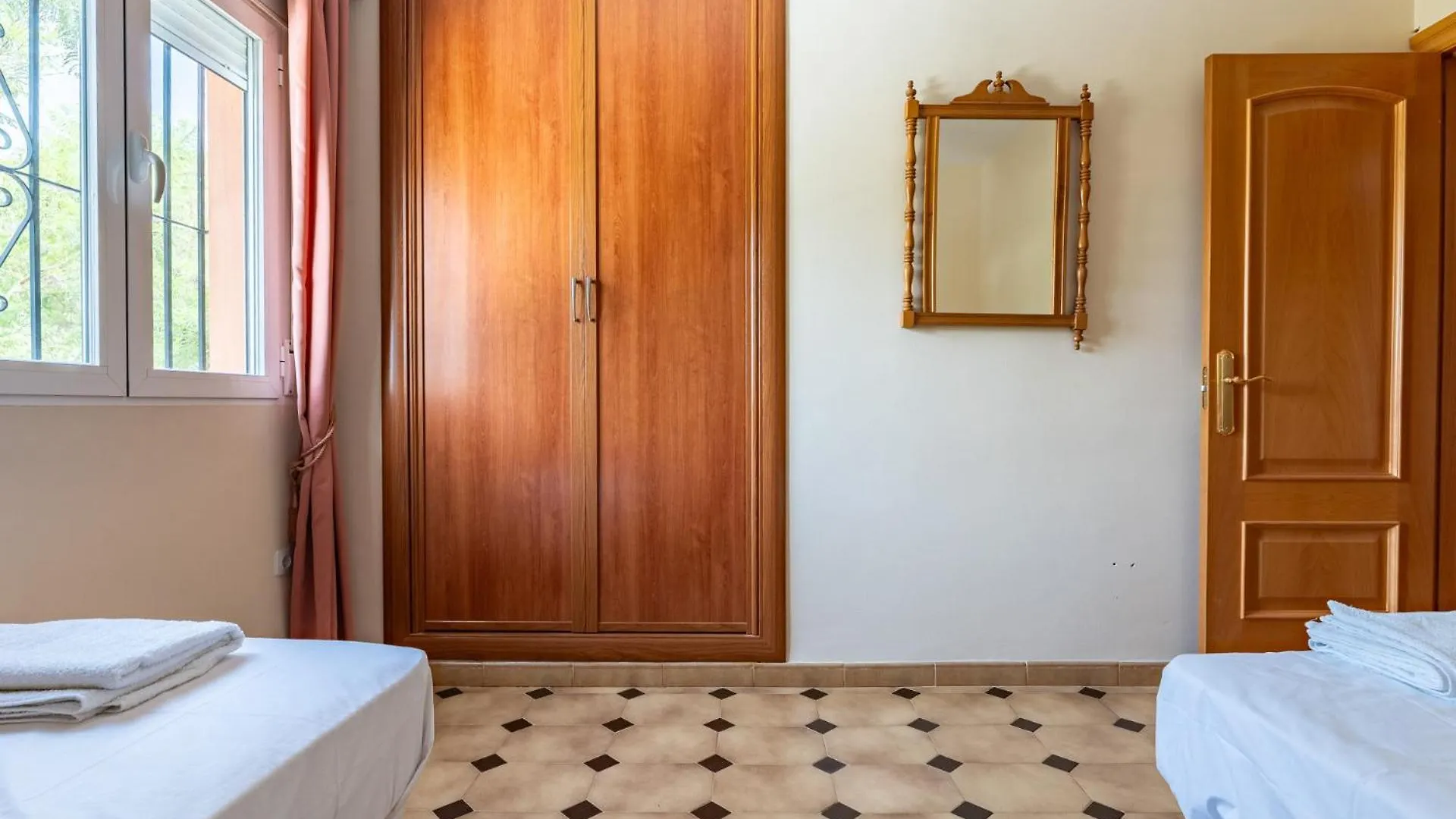 Malagasuite Cortijo Pinos De Alhaurin Alhaurin de la Torre Holiday home